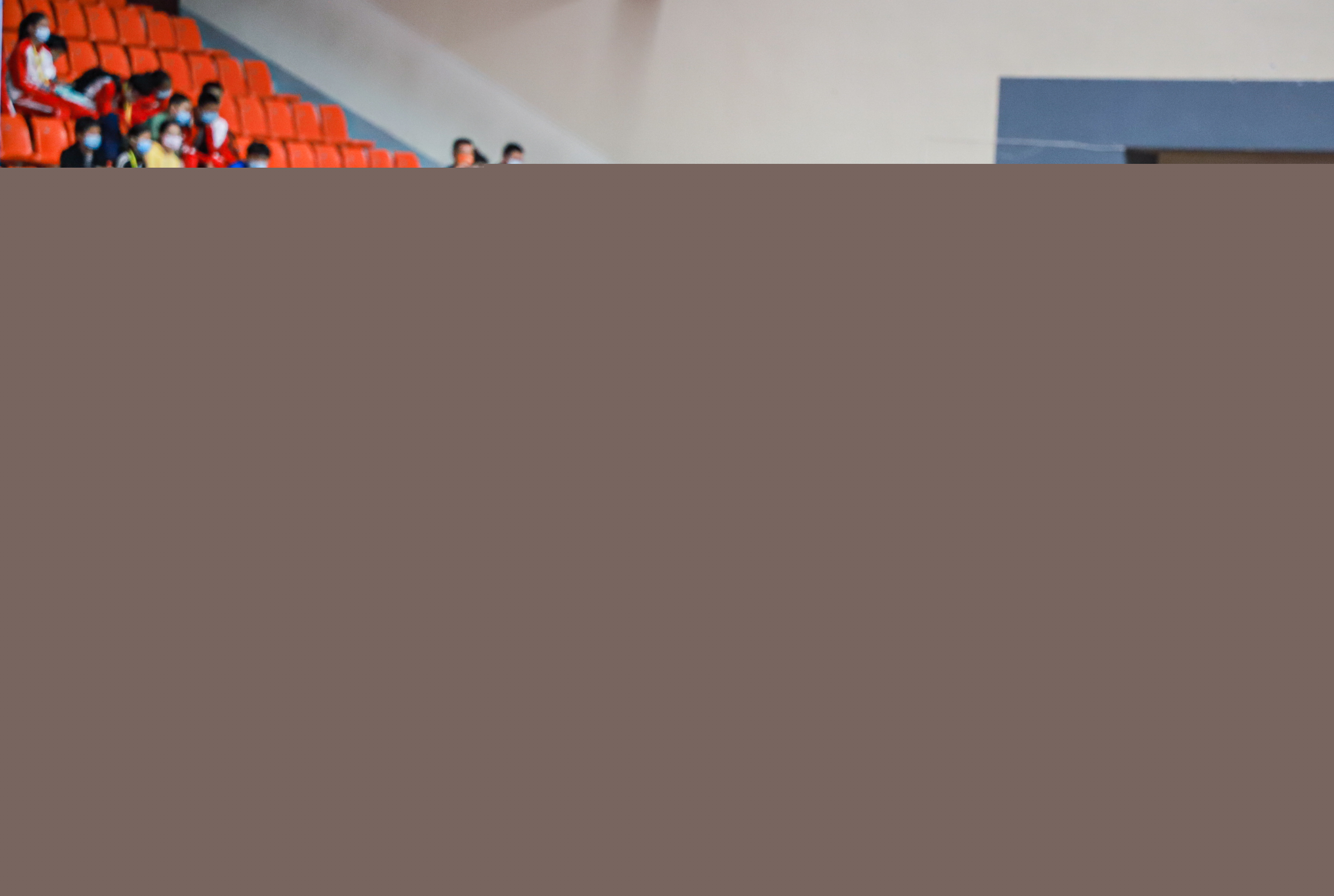 严格要求的 严格要求的