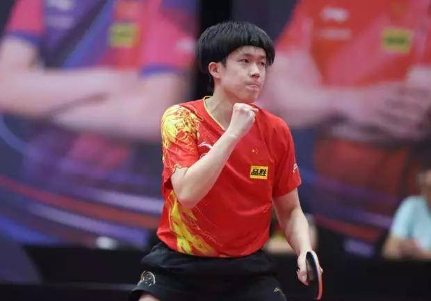 球迷们以及 球迷们以及