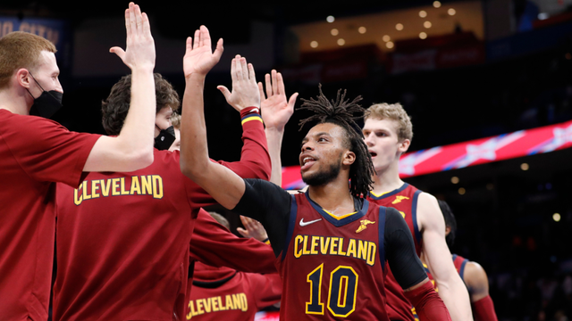 赛场上的竞 赛场上的竞