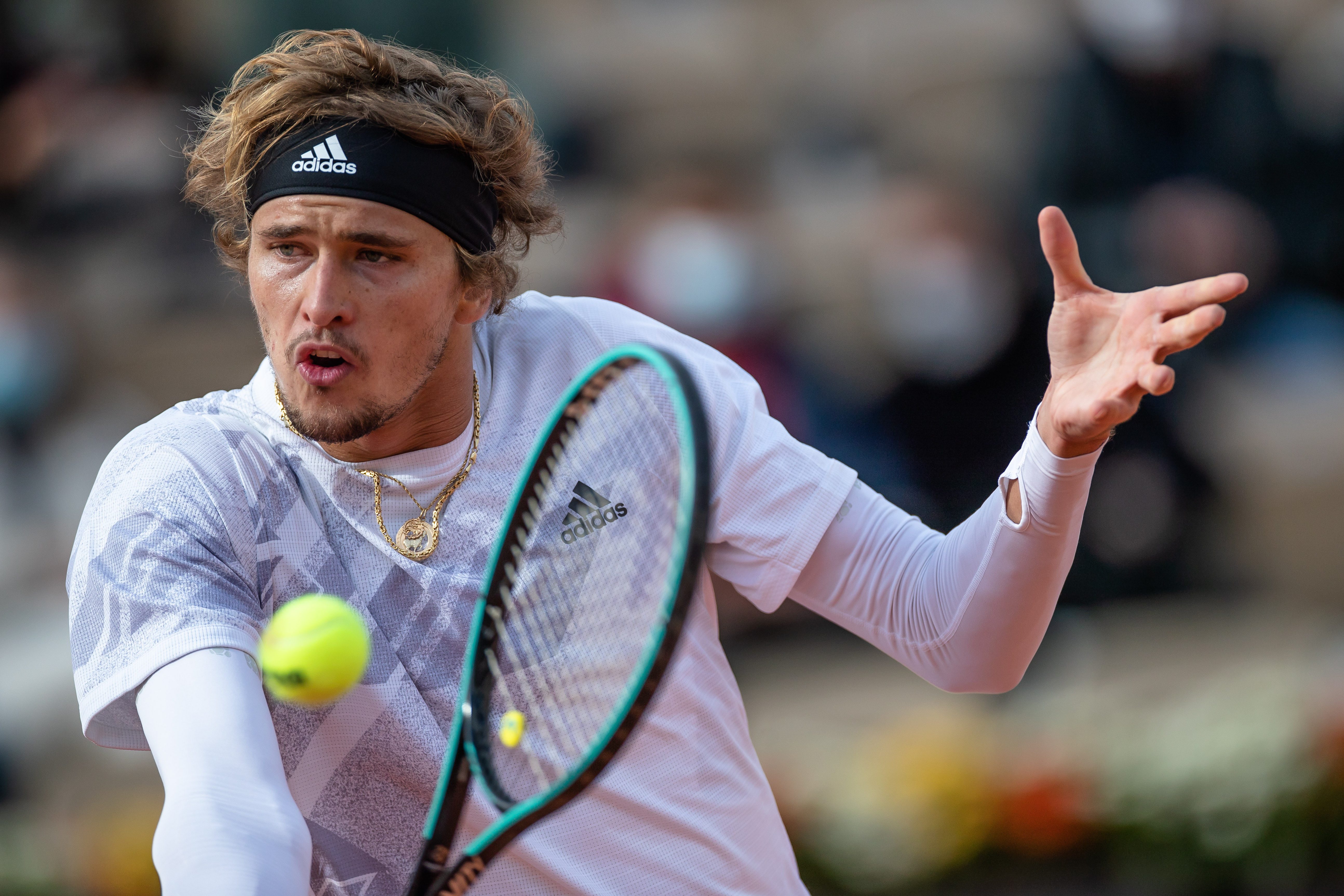 与此同时 与此同时