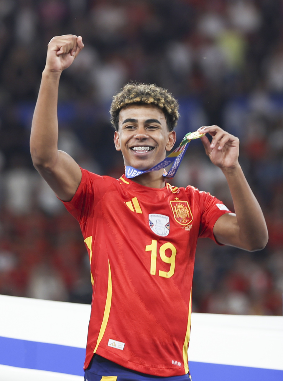 频繁更换并 频繁更换并