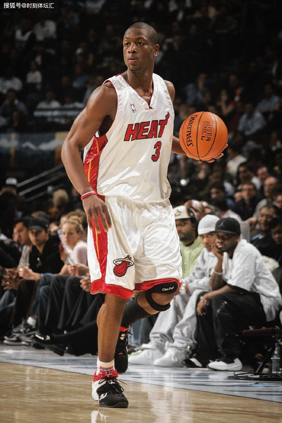 际操作里 际操作里